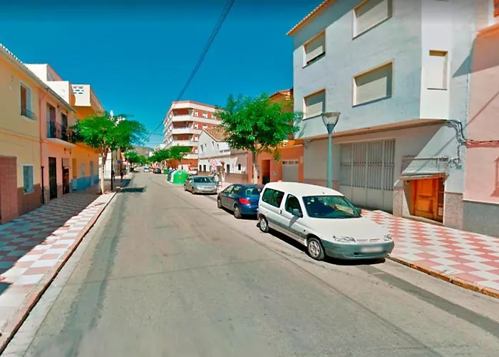 Piso Recien Reformado Con Gran Terraza